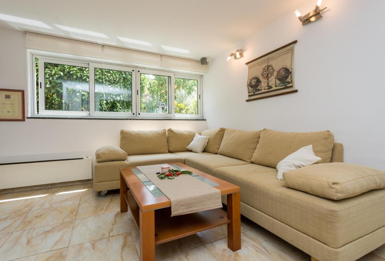 Molnar Resort Apartment Sergej Brzac エクステリア 写真