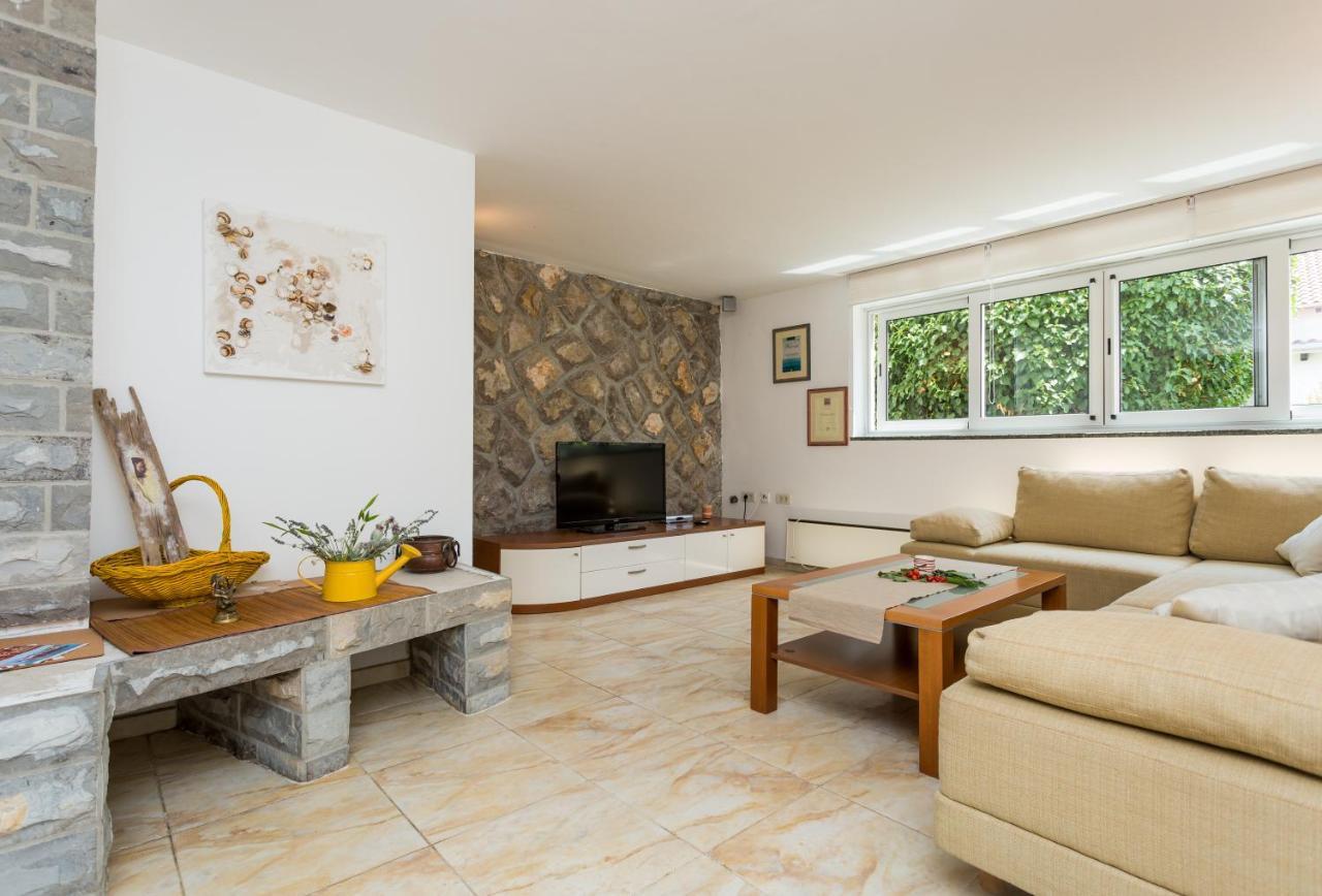 Molnar Resort Apartment Sergej Brzac エクステリア 写真